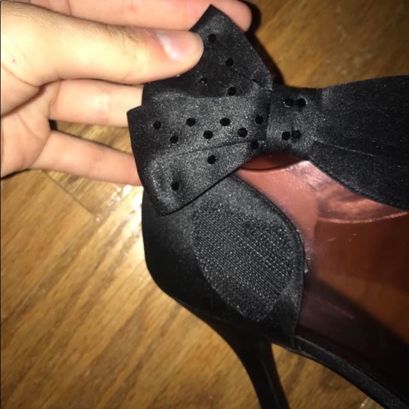 Black Velcro Heel - Picture 3 of 4